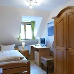 Altstadt-hotel Zum Hechten Hotel 3*