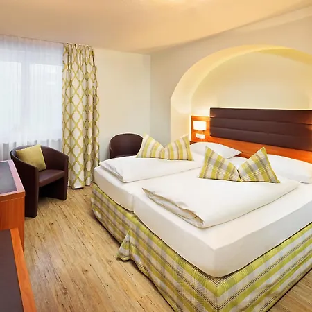 Altstadt-hotel Zum Hechten Fussen