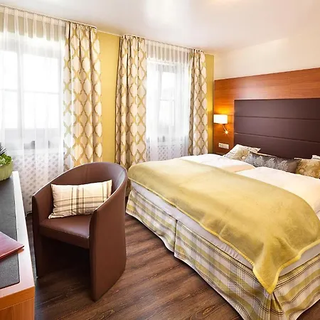 Szálloda Altstadt-hotel Zum Hechten Füssen